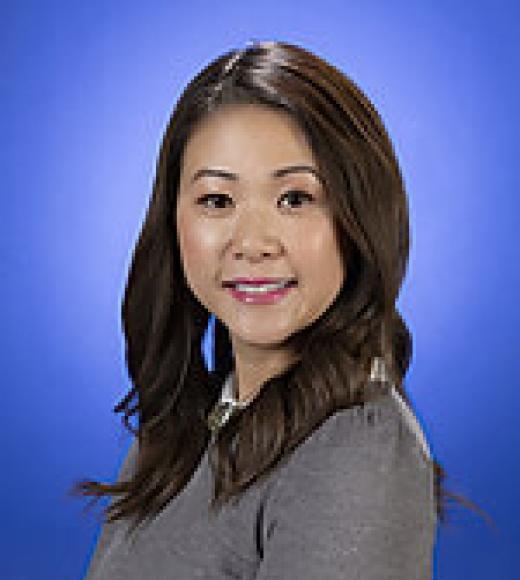 Julie  Dang